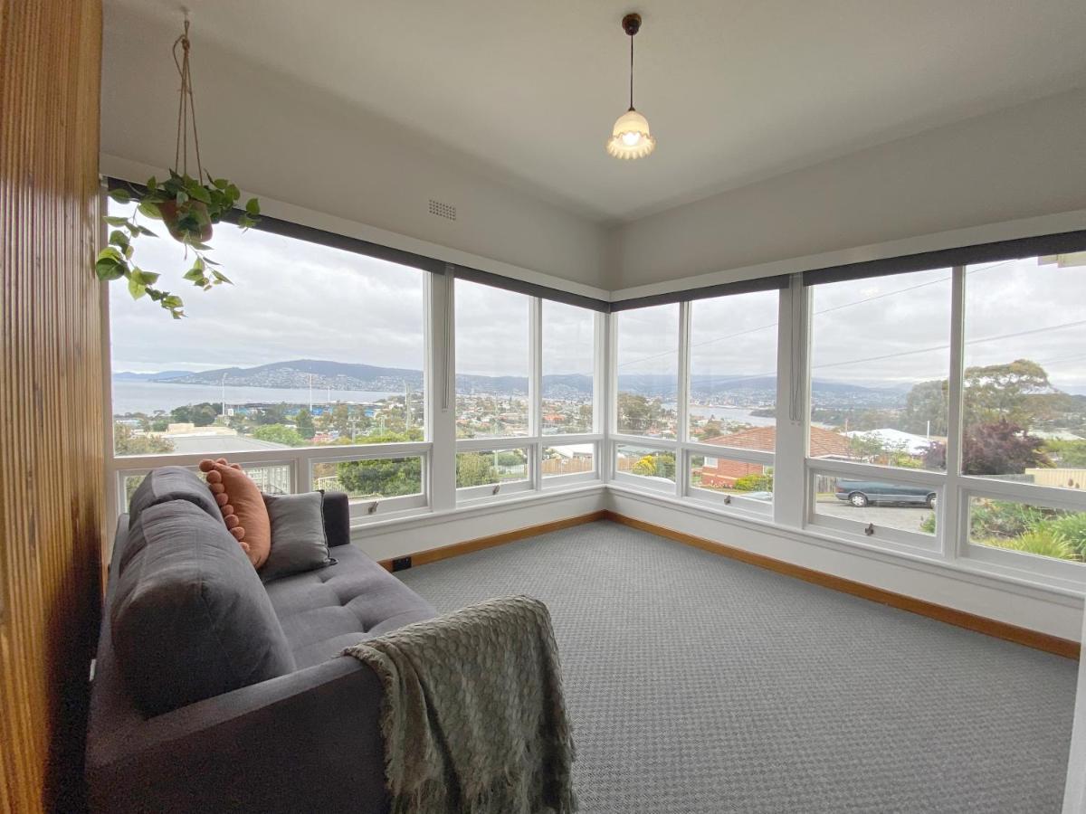 Bella Vista On Beach Hobart Eksteriør billede